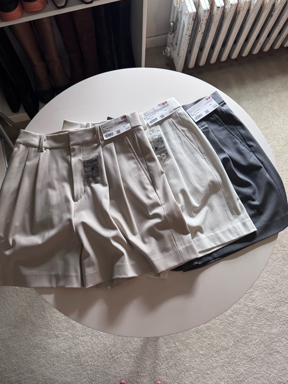 Bundle of 3 Uniqlo pleated shorts